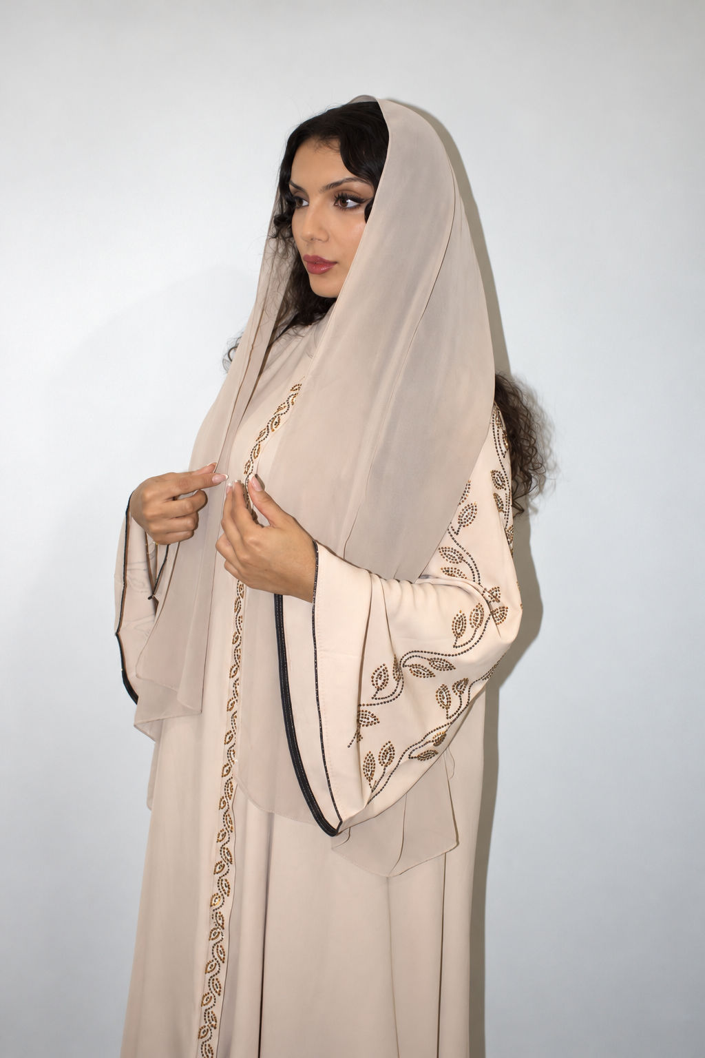 The Rawan Abaya